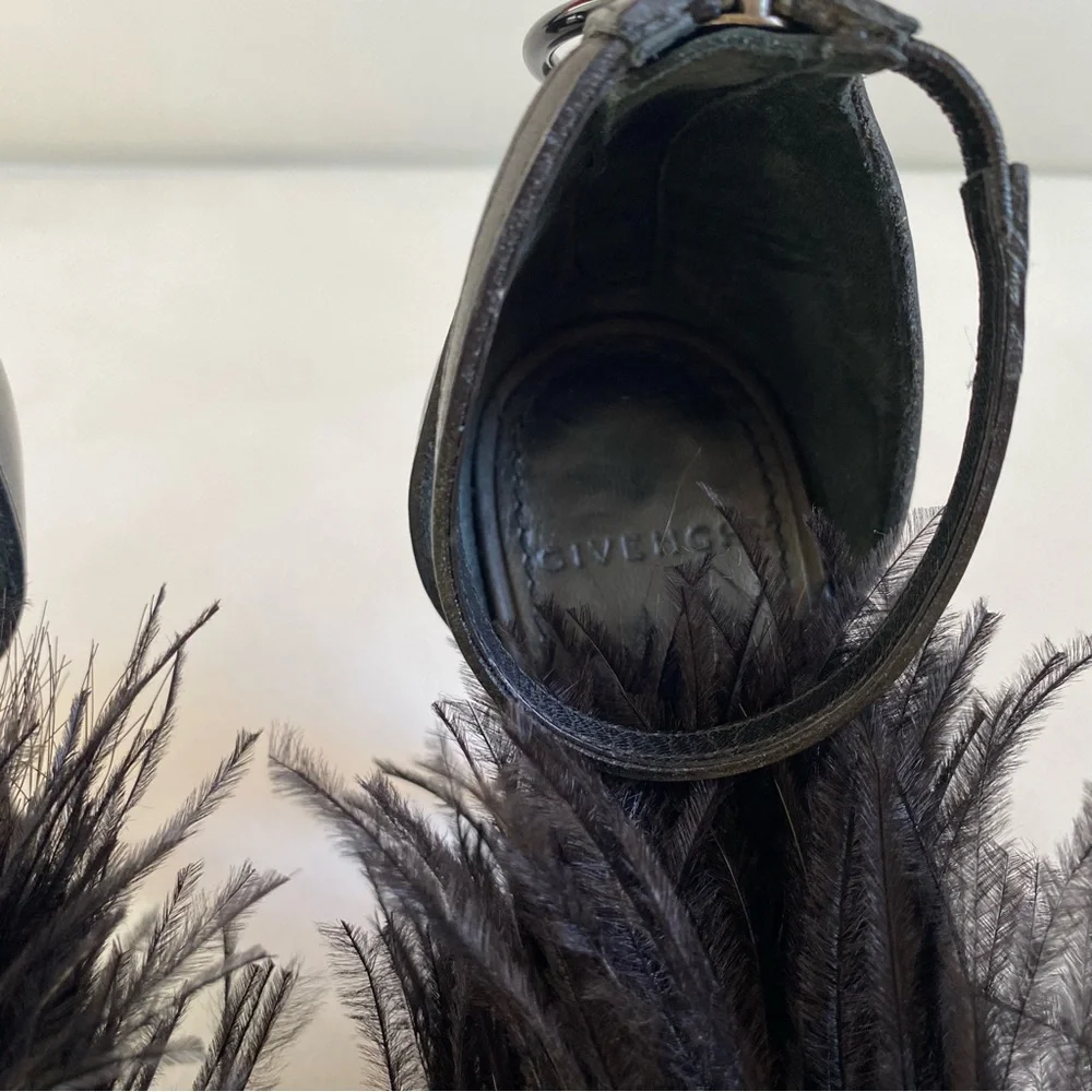 GIVENCHY Runaway Black Feathers Ankle Straps Heel sandals SZ 6/36 - Picture 11 of 13